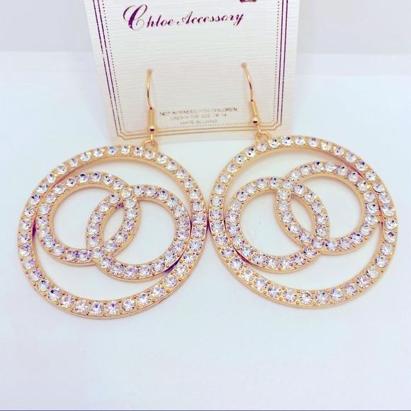 Earrings Crystal Forever Love Very Sparkly! BRAND NEW  Won’t Tarnish - Picture 1 of 8